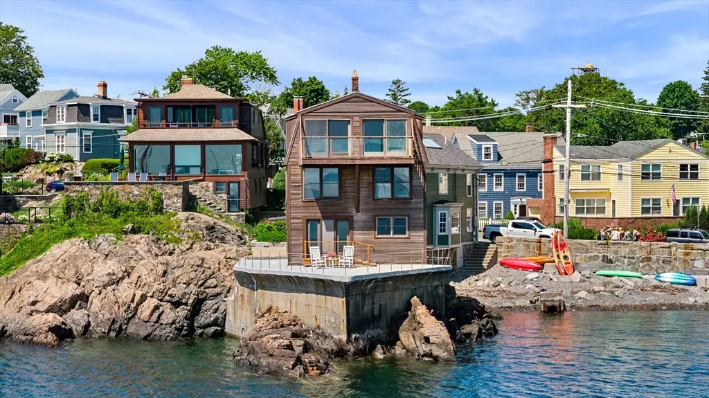 137R Front, Marblehead, MA 01945 - #1