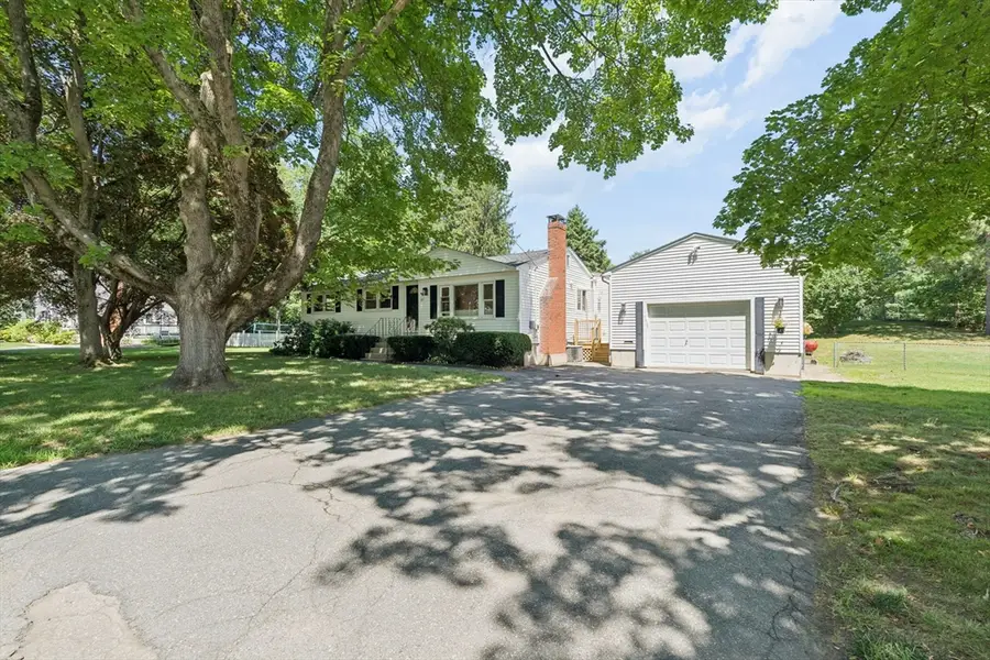 83 Colgate Dr, North Andover, MA 01845 - #2