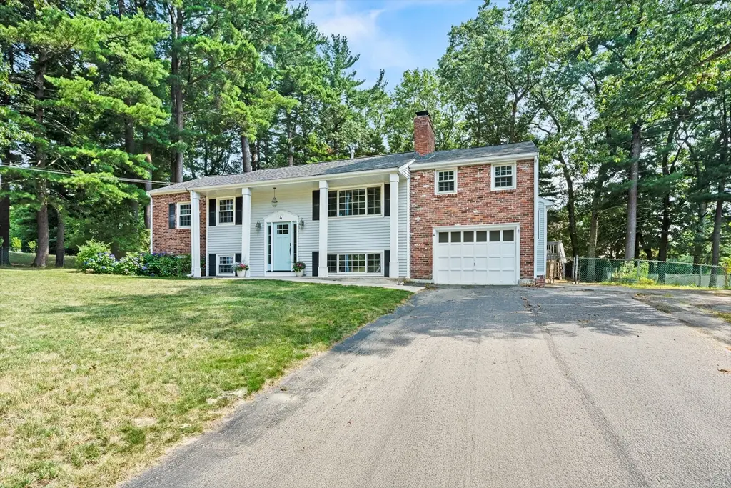 4 Jimmy St, Franklin, MA 02038 - #1