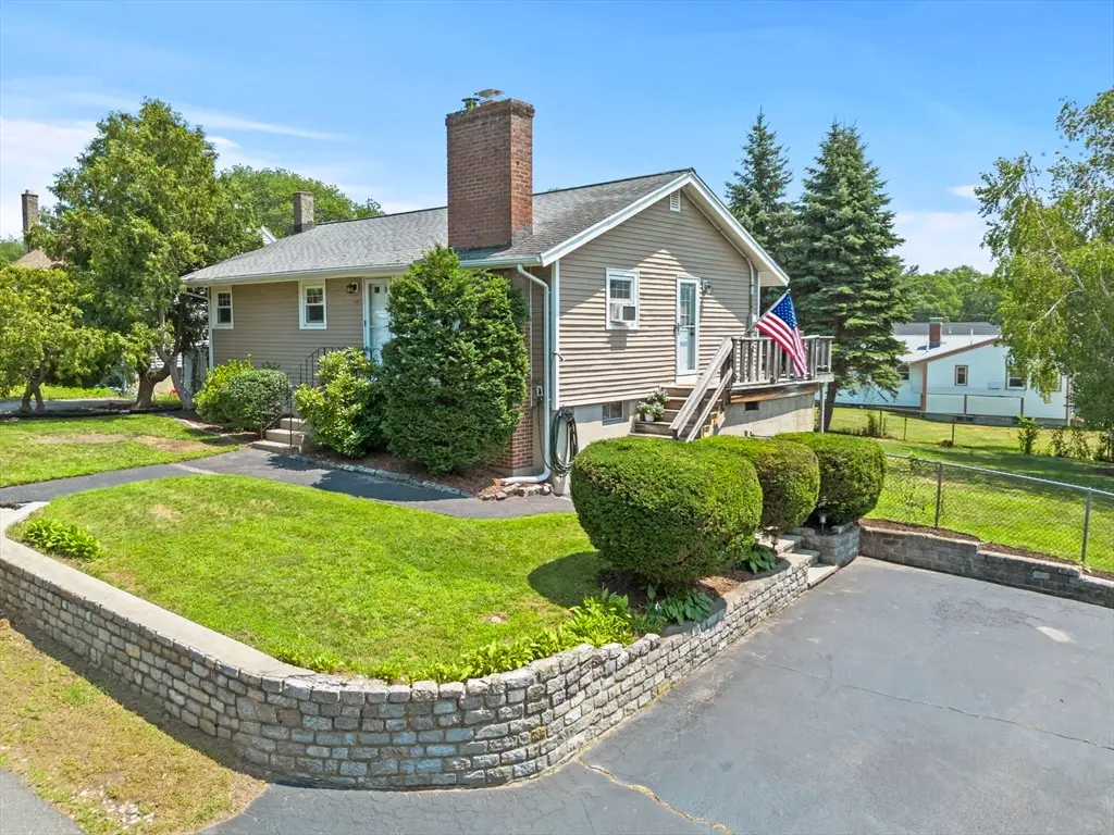 19 Magnolia St, Saugus, MA 01906 - #1