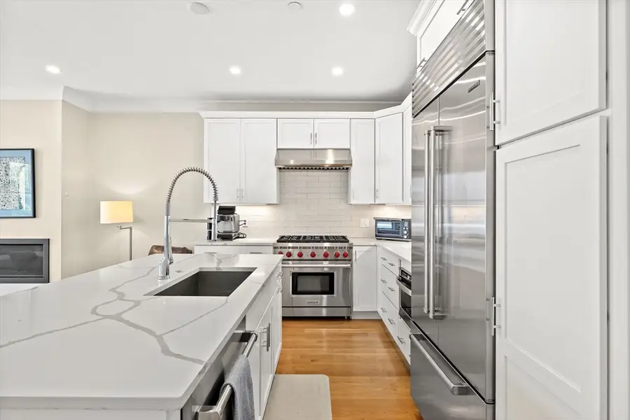 201 W 8th St #3, Boston, MA 02127 - #3