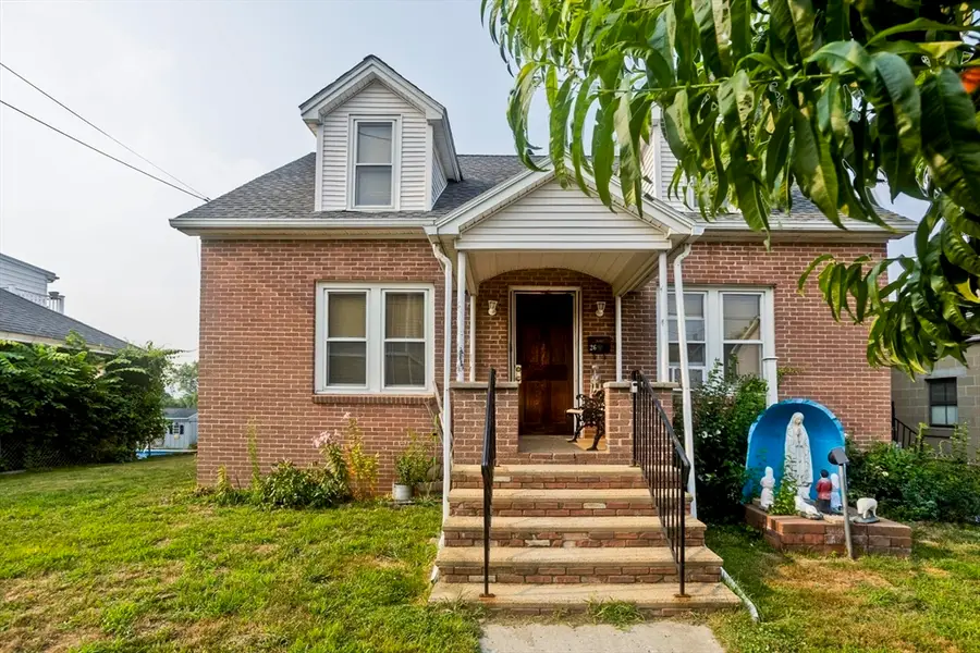 26 Grace St, Chicopee, MA 01020 - #2