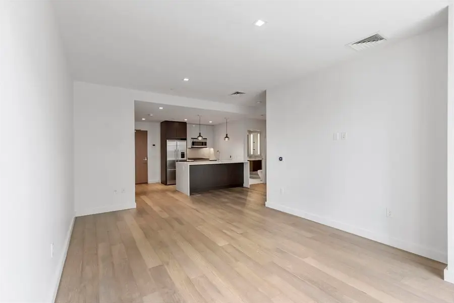 375 Canal St #703, Somerville, MA 02145 - #3