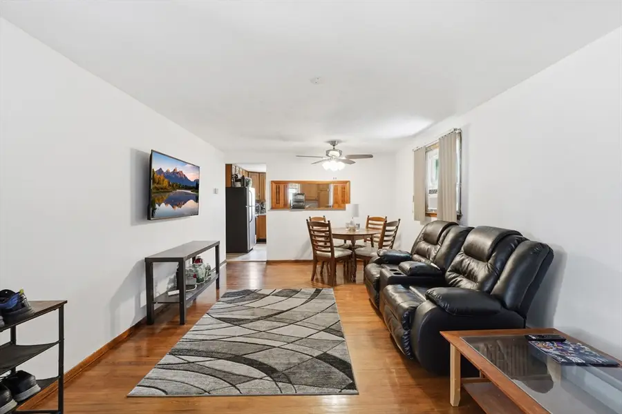 75 Knollwood St, Springfield, MA 01104 - #3