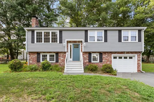 25 Glenwood Rd, Tewksbury, MA 01876