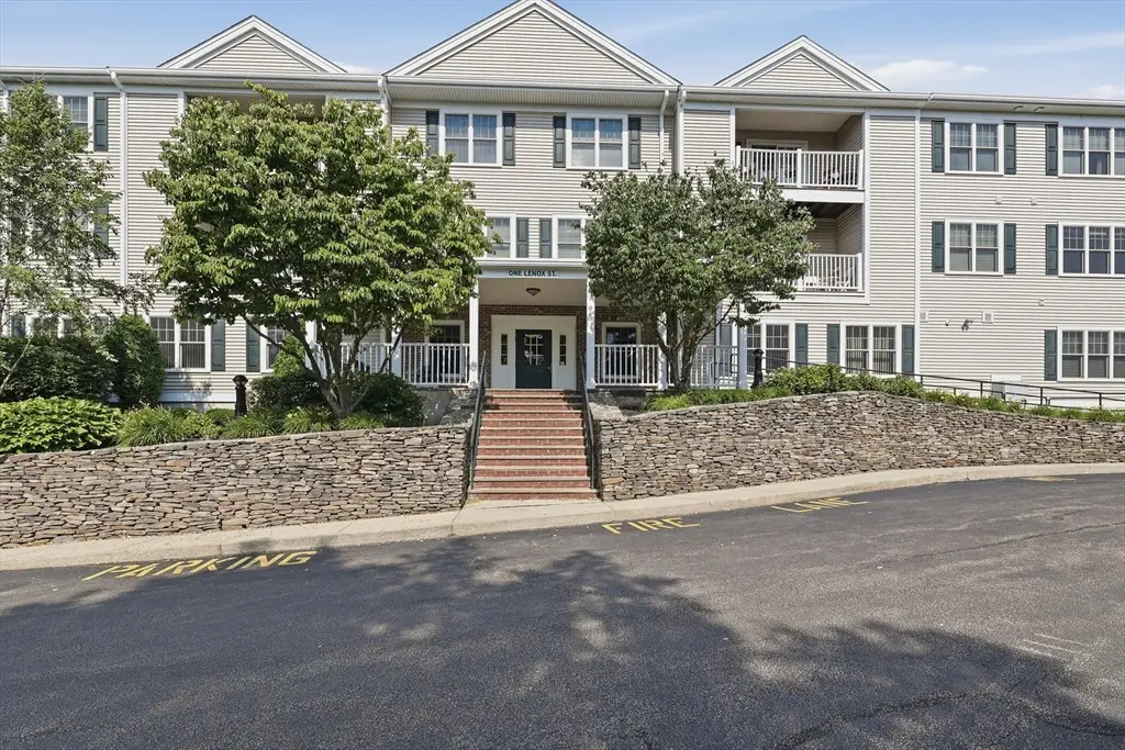 1 Lenox St #304, Norwood, MA 02062 - #1
