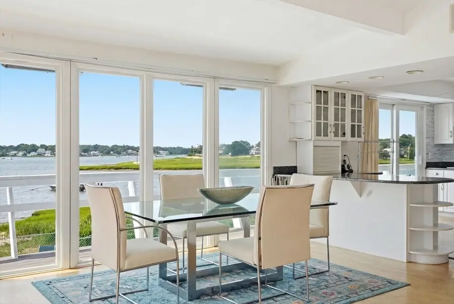 79 Edgewater Dr, Wareham, MA 02571 - #3
