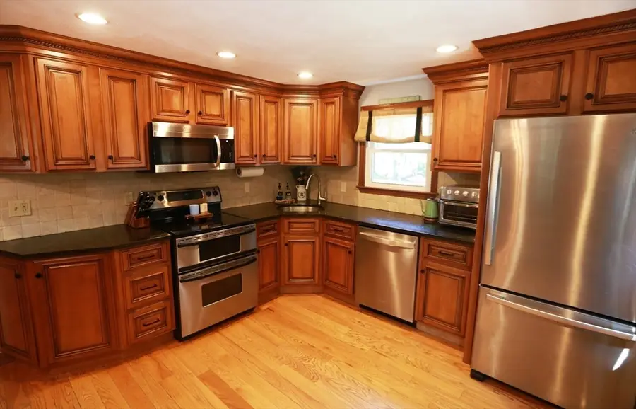 450 Summer St, Bridgewater, MA 02324 - #3
