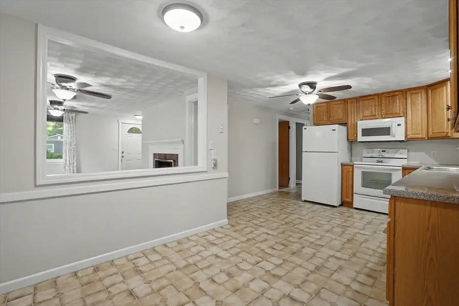 35 Park Forest Rd, Springfield, MA 01118 - #3