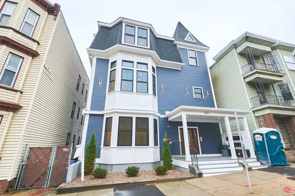 360 Meridian St #5, Boston, MA 02128 - #1
