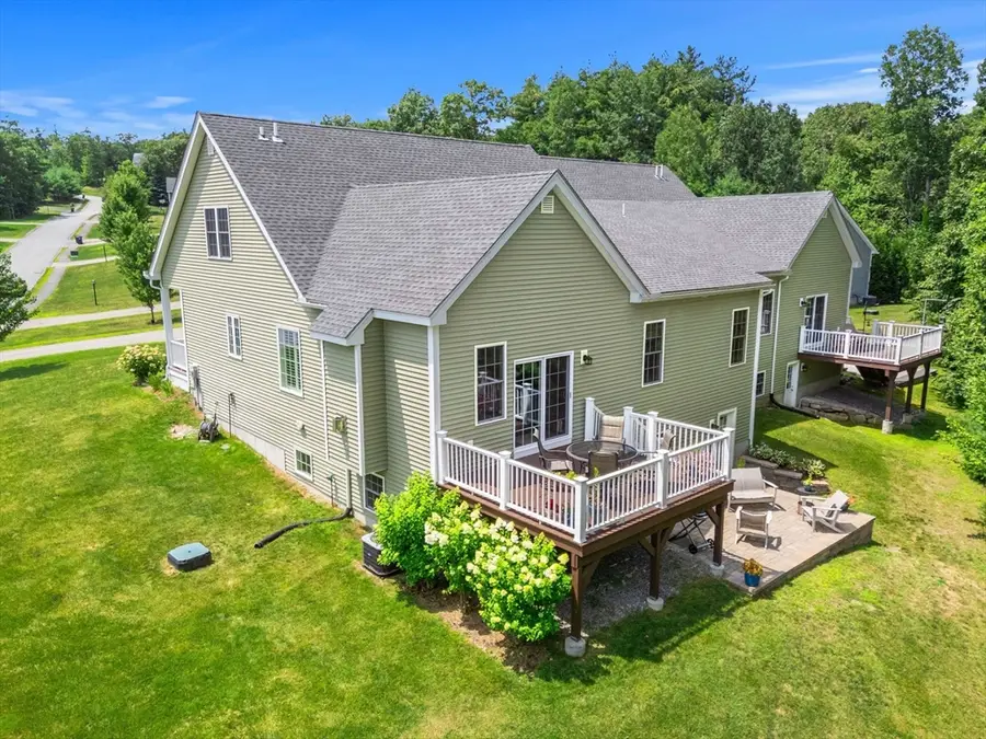 72D Hummingbird Ln #72D, Groton, MA 01450 - #2
