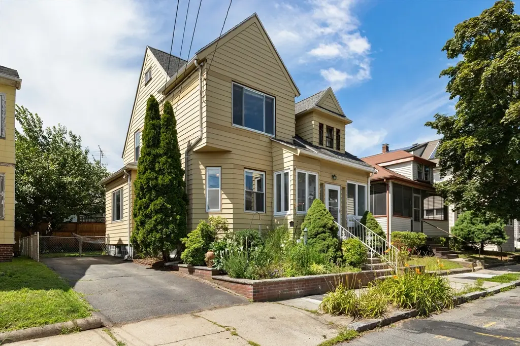 15 Greenleaf Ave, Medford, MA 02155 - #1