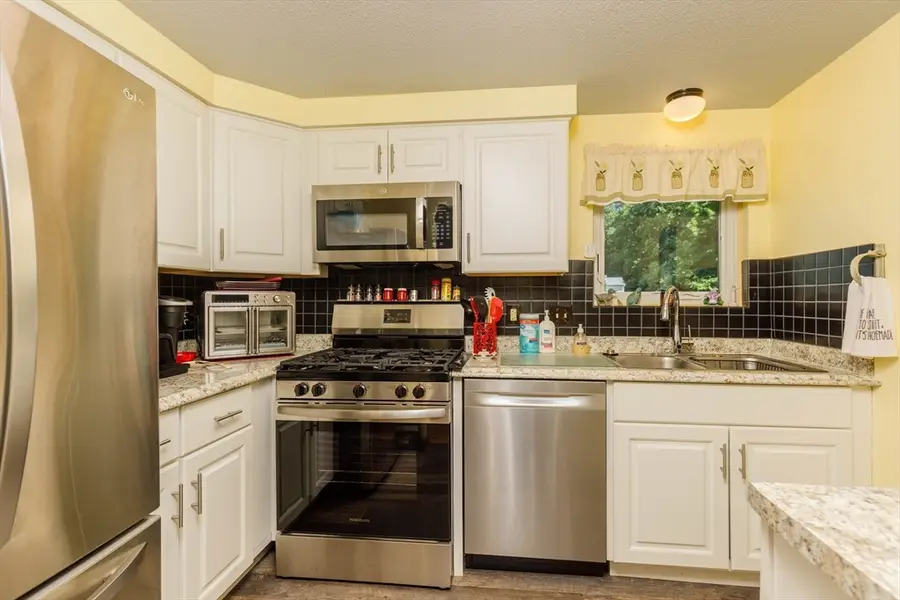 132 Briar Way #132, Greenfield, MA 01301 - #3