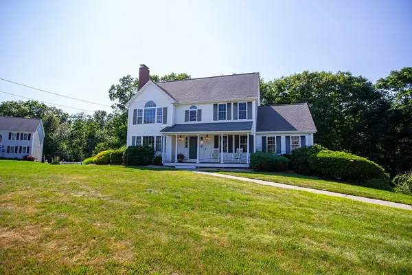 41 Christopher Dr, Attleboro, MA 02703