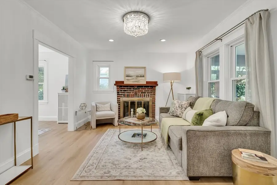 10 Parker Ave, Newton, MA 02459 - #2