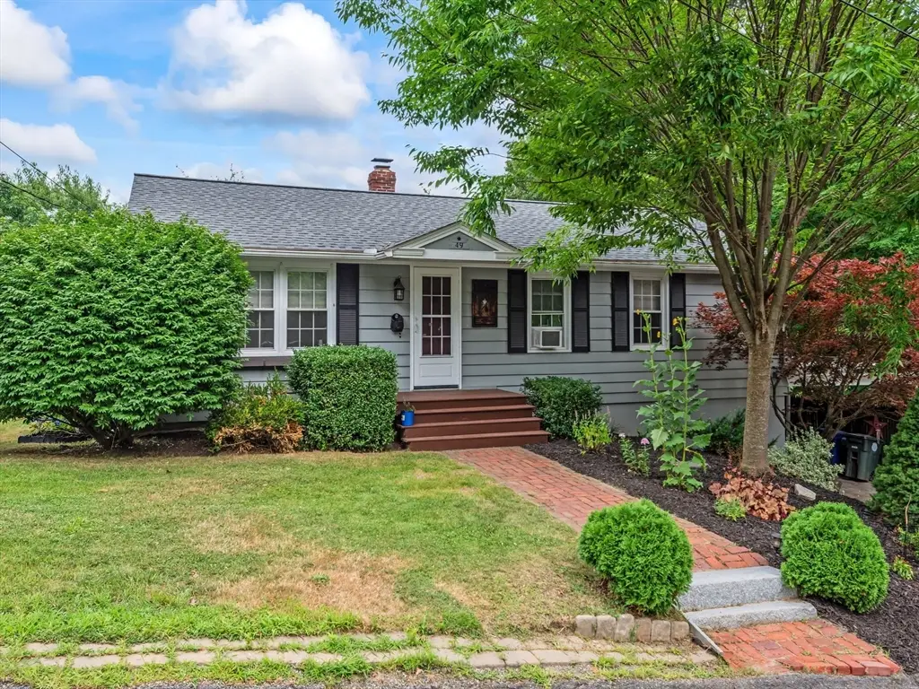49 Newton Hts, Leominster, MA 01453 - #1