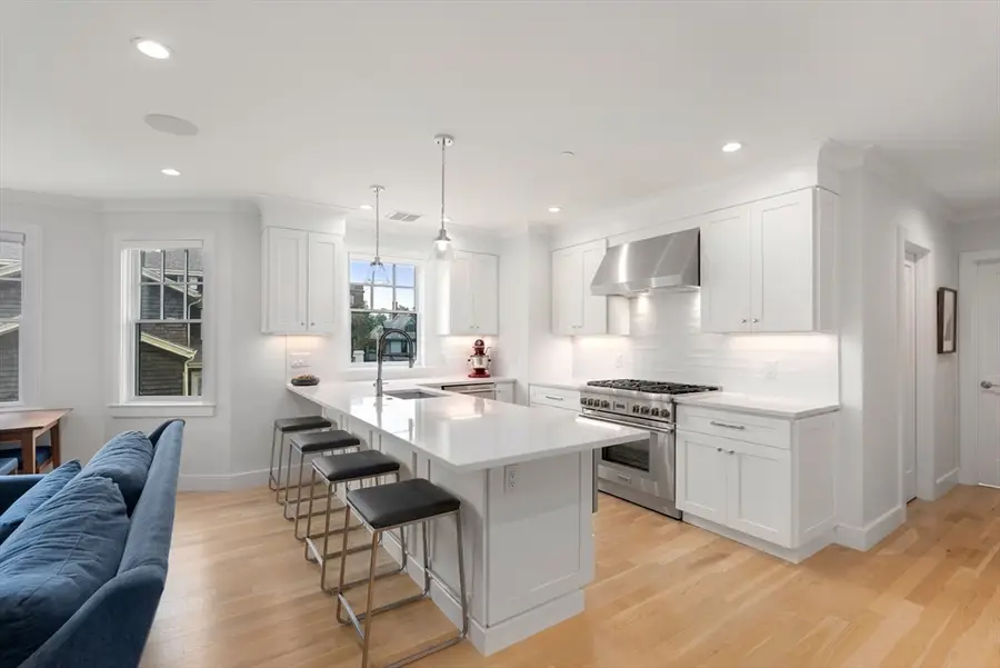 8-10 Sycamore St #8C, Somerville, MA 02143 - #3