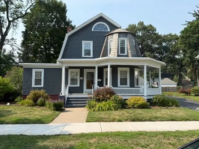 20 Woodlawn Pl, Longmeadow, MA 01106 - #1