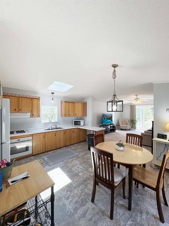 12 King Dr, West Wareham, MA 02576 - #2