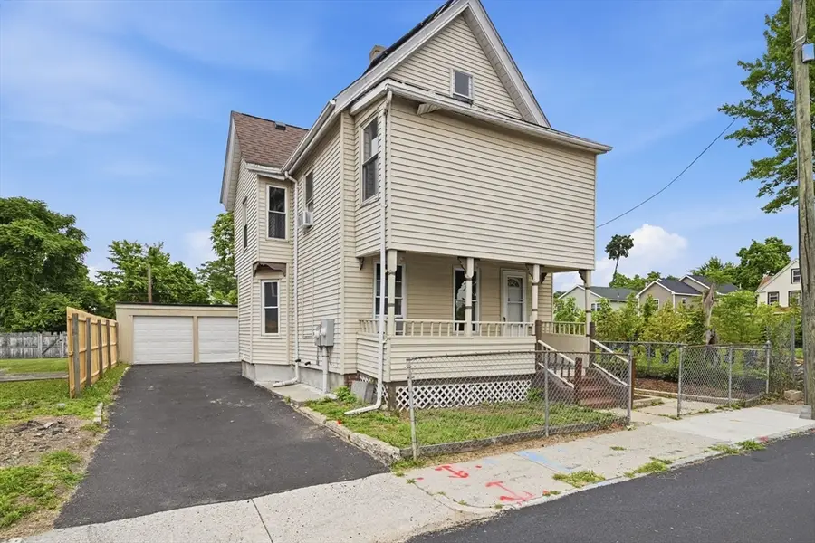 52 Lebanon St, Springfield, MA 01109 - #2