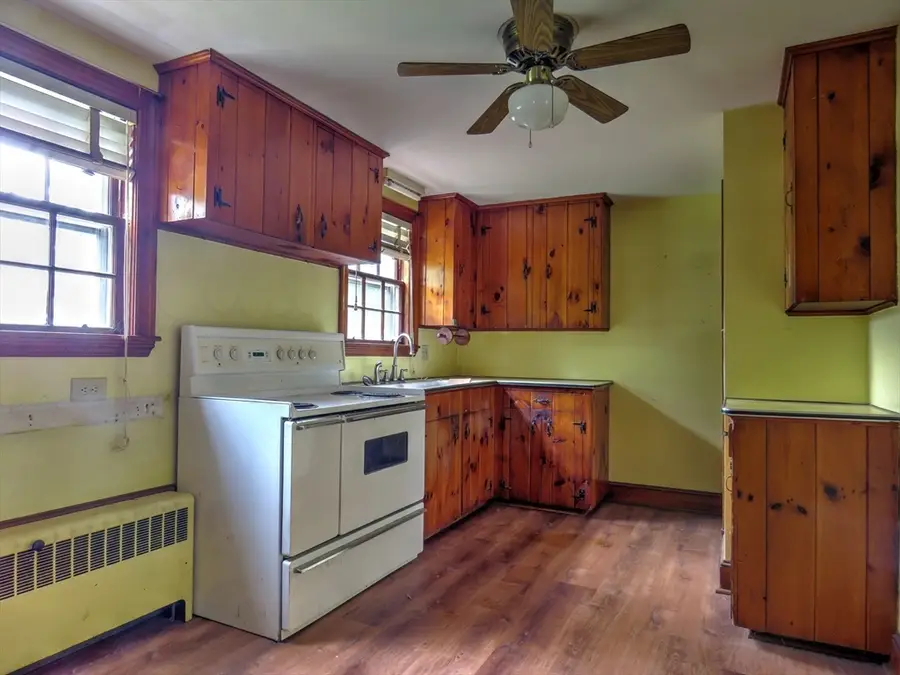 56 Brookfield Rd, Abington, MA 02351 - #3