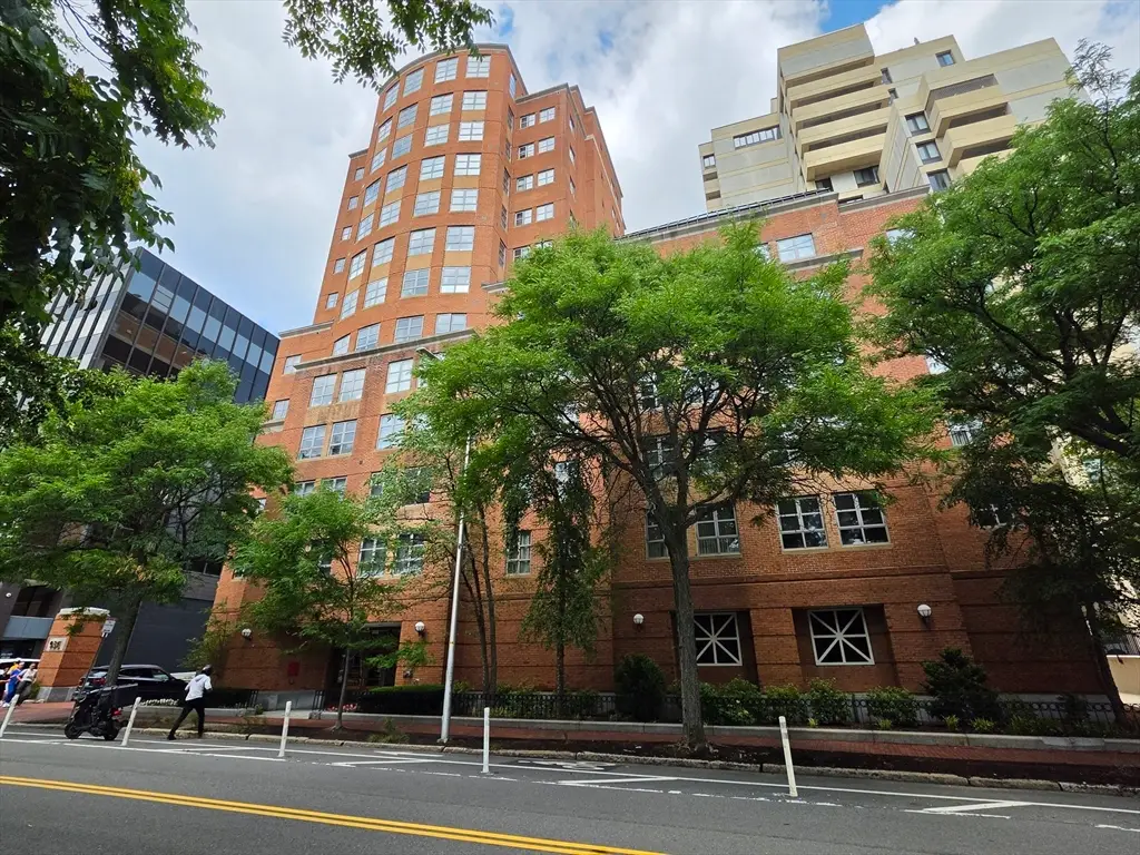 931 Massachusetts Ave #303, Cambridge, MA 02139 - #1