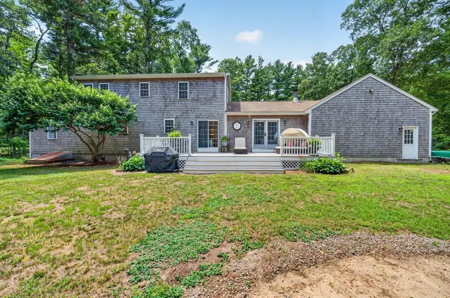 888 Walnut Plain Rd, Rochester, MA 02770 - #2