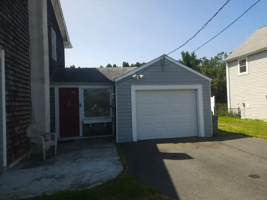 114 Pearl Street, Dartmouth, MA 02748 - #3