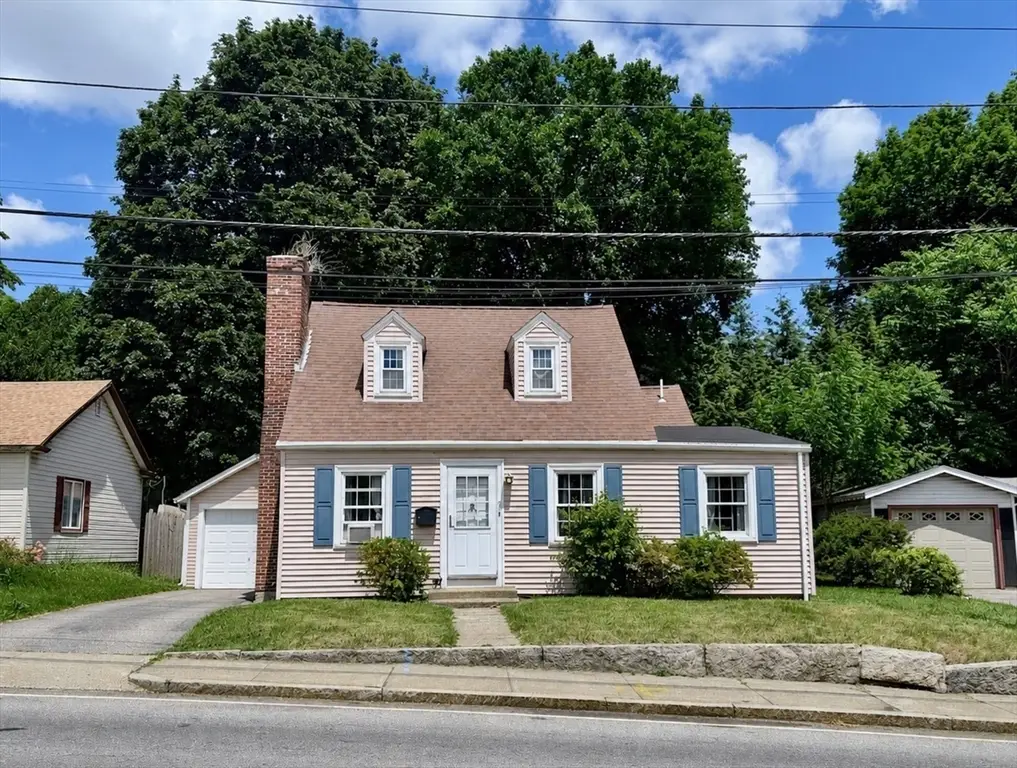 5 Canal St, Millbury, MA 01527 - #1
