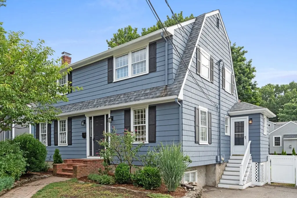 26 Hawthorn Ave, Needham, MA 02492 - #1