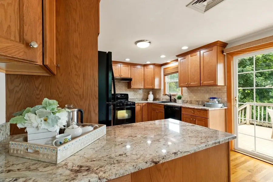 4 Eileen Rd, Peabody, MA 01960 - #3