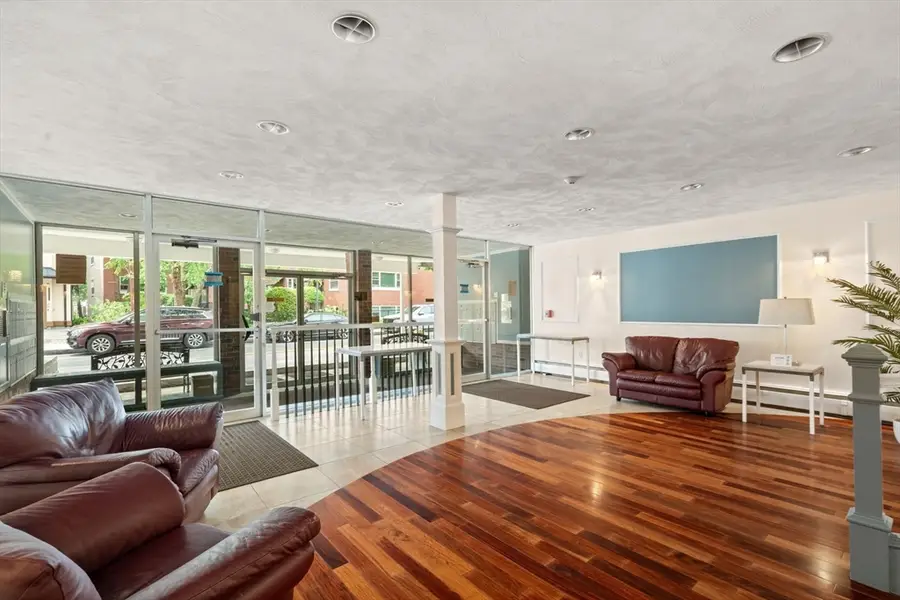 50 Green Street #401, Brookline, MA 02446 - #2