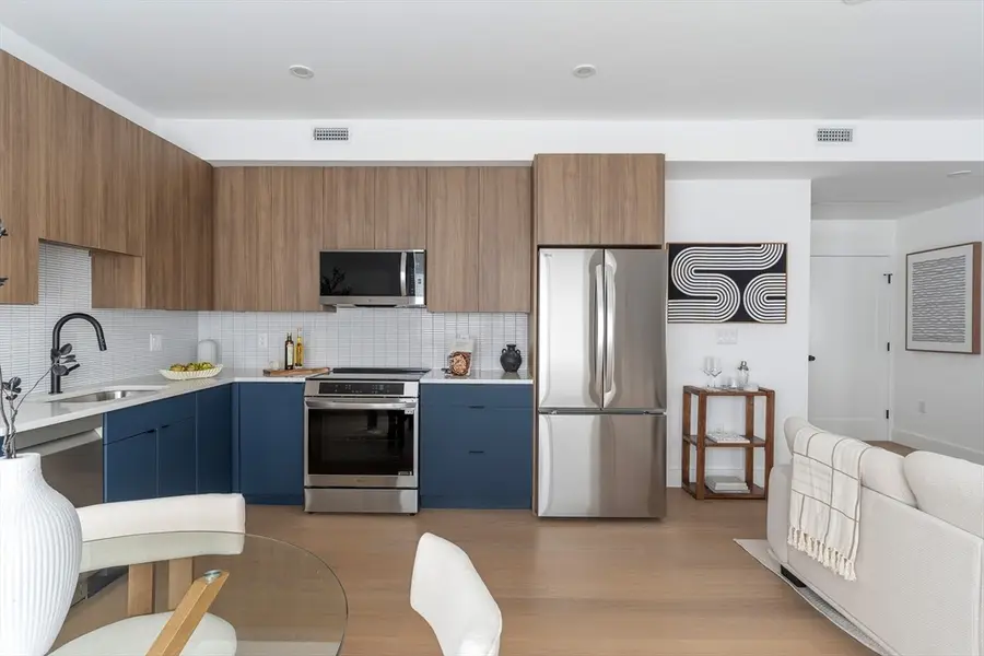 27 Dixwell St #4A, Boston, MA 02119 - #3