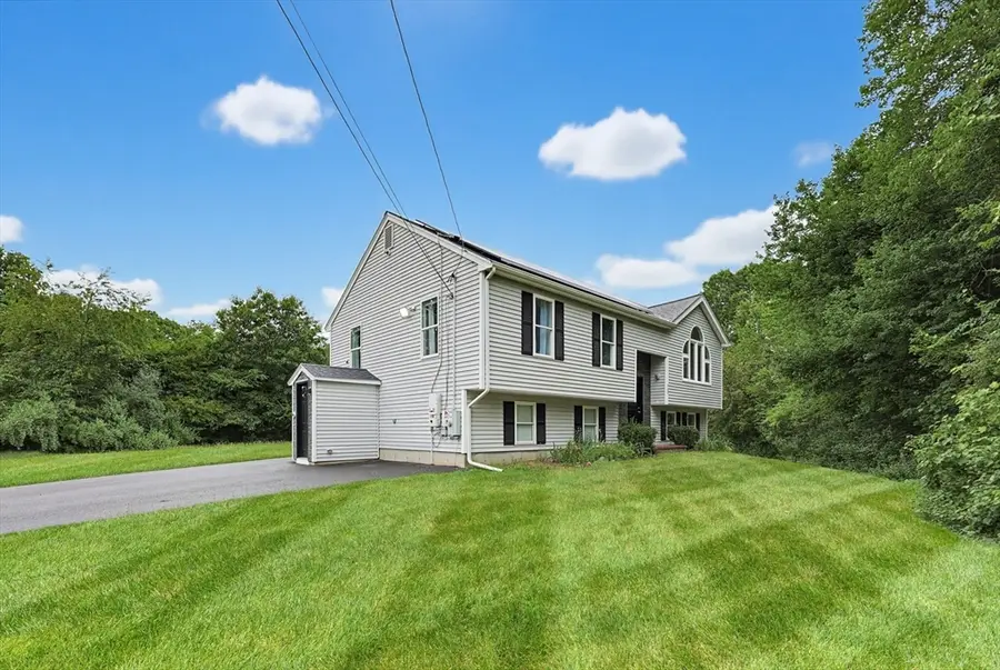 460 Richardson Ave, Attleboro, MA 02703 - #2