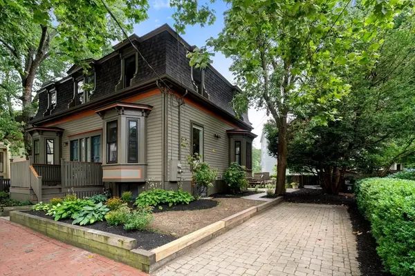 54 Sacramento #2, Cambridge, MA 02138