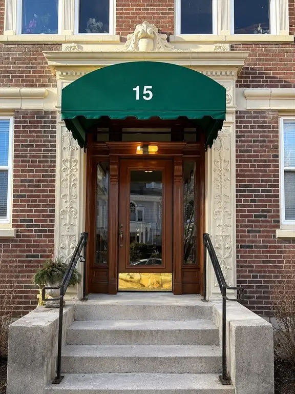 15 Colliston Rd #6, Boston, MA 02135