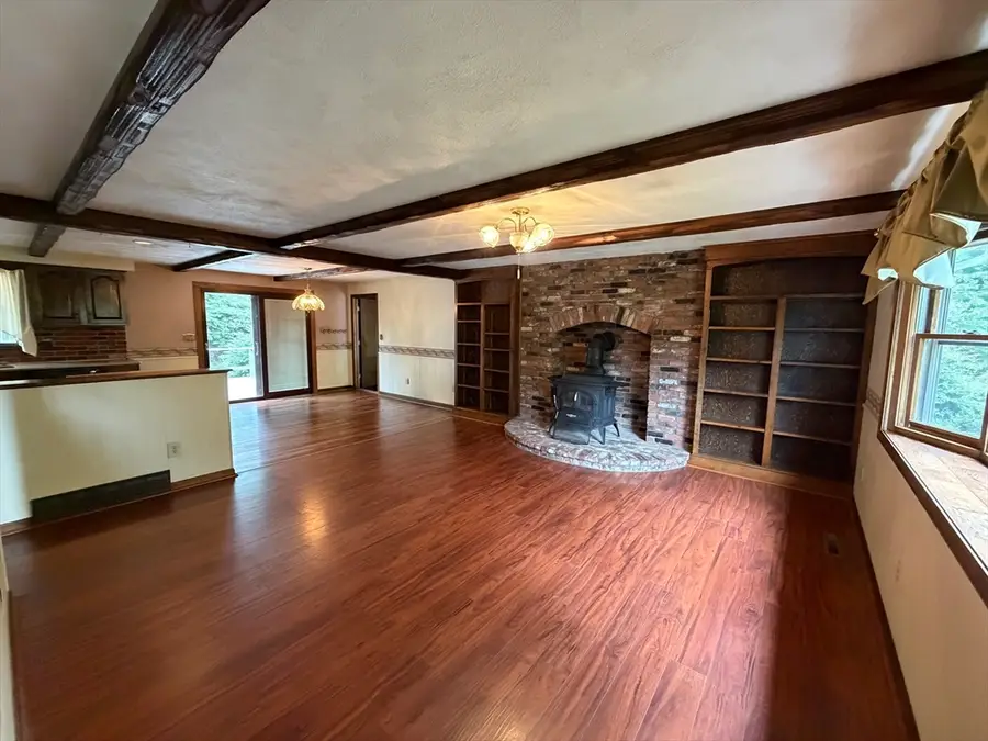 3 Bittersweet Dr, Seekonk, MA 02771 - #3