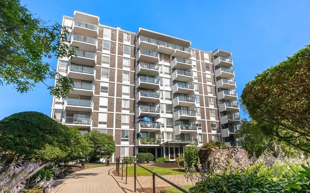 60 Babcock St #53, Brookline, MA 02446 - #1