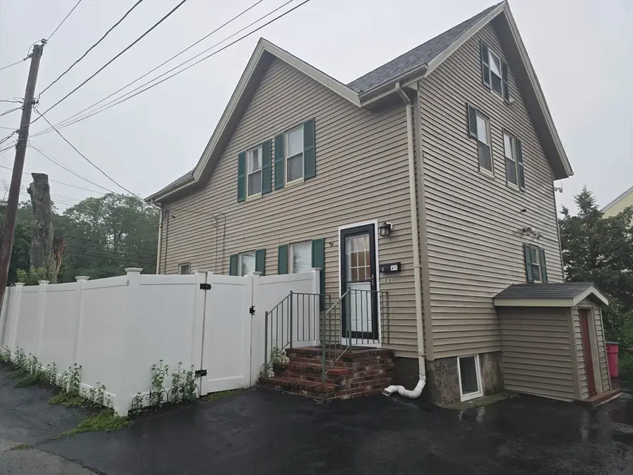 114 Oak St, Taunton, MA 02780 - #2