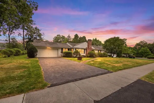 774 Shaker Rd, Longmeadow, MA 01106