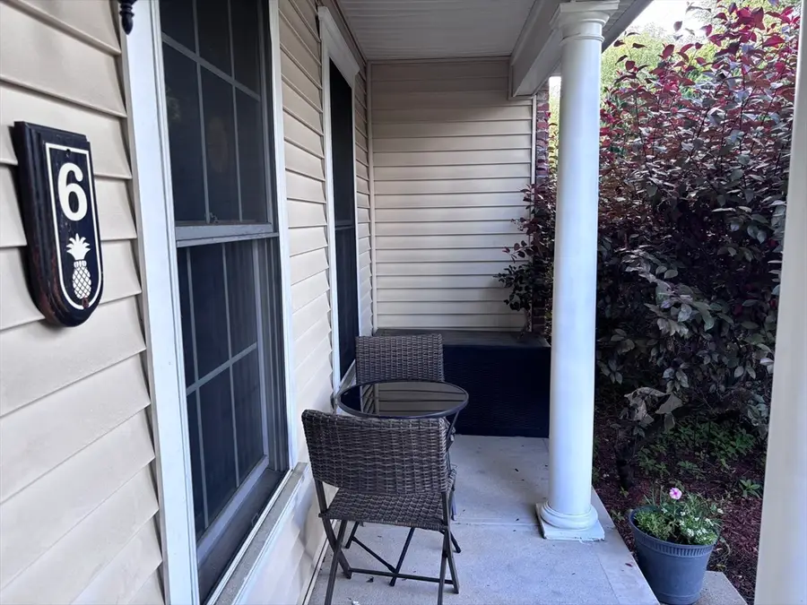 138 Main St #6, Westfield, MA 01085 - #2