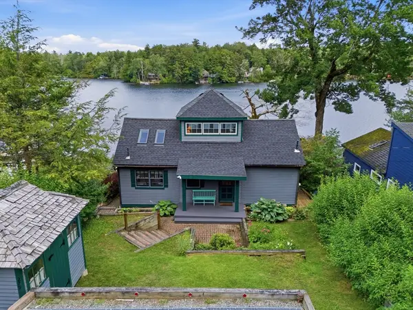 279 Old Pond Rd, Becket, MA 01223