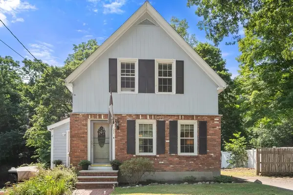 22 Union Rd, Norton, MA 02766
