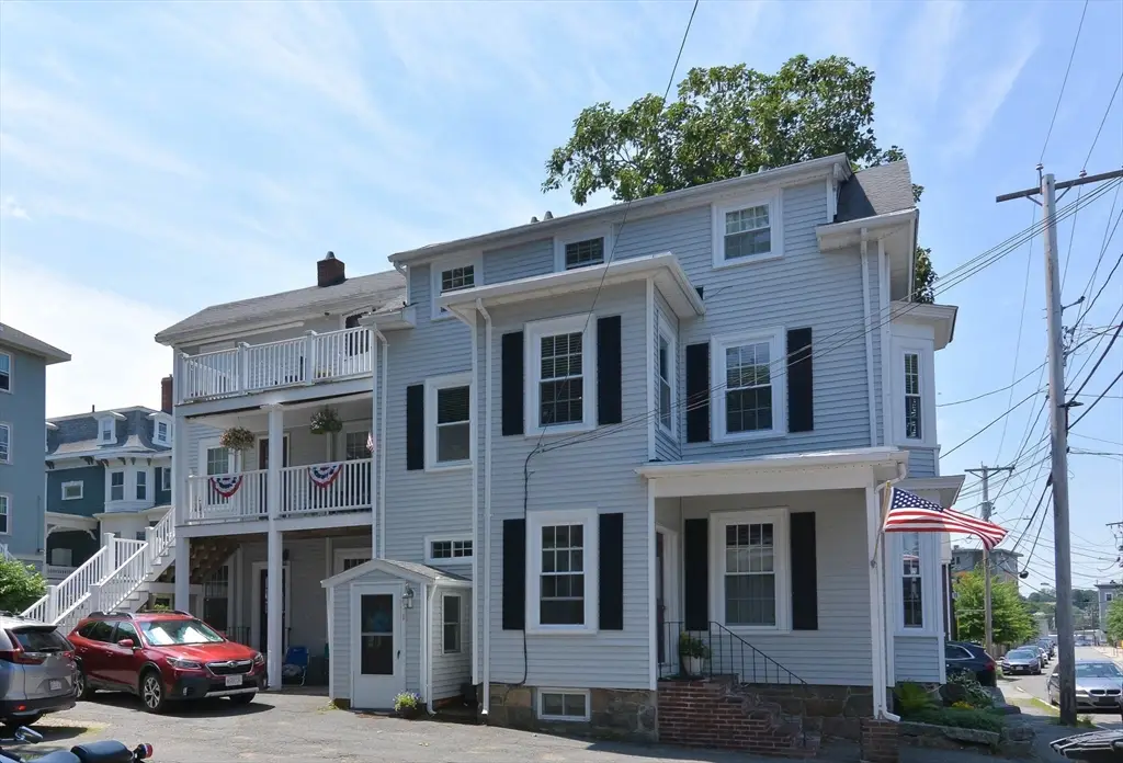 36 Walllis St #3, Beverly, MA 01915 - #1
