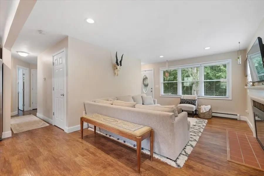 19 Richard Avenue, West Boylston, MA 01583 - #3
