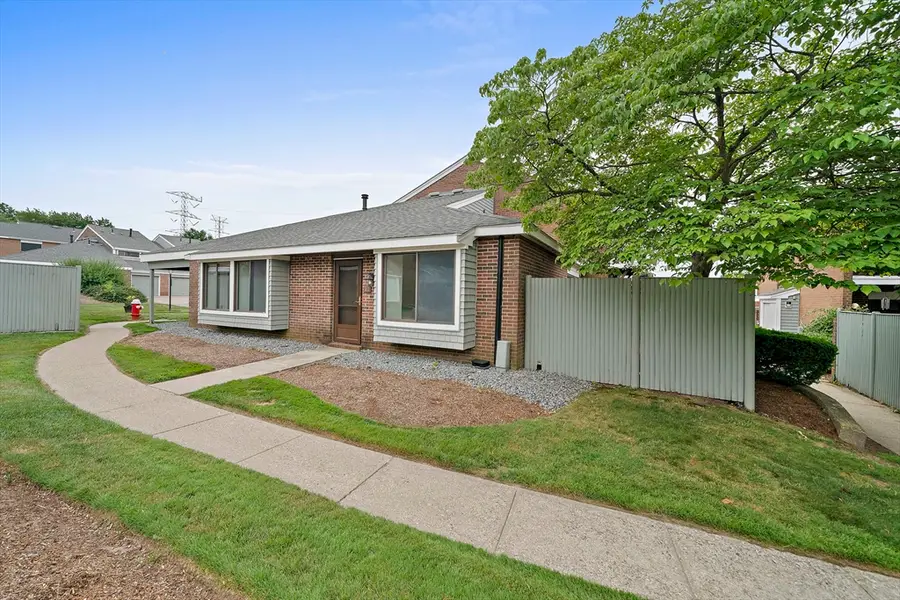 47 Rosewood Dr #47, Stoughton, MA 02072 - #2