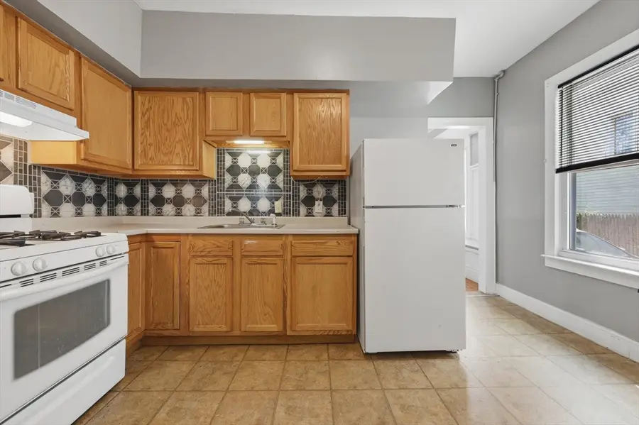 20 Kenwood Terrace, Springfield, MA 01108 - #3