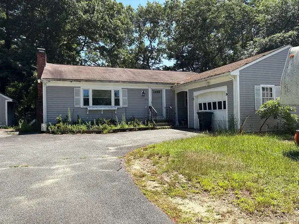 220 Federal Furnace Rd, Plymouth, MA 02360