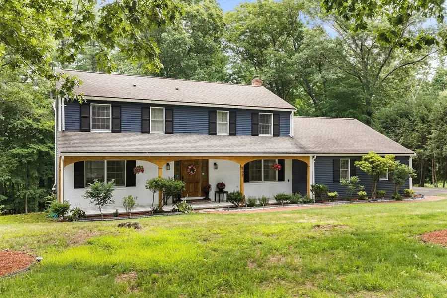 107 Sandra Ln, North Andover, MA 01845 - #2