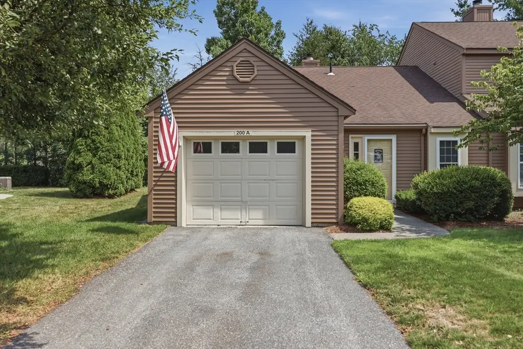 200 Ridgefield Circle #200A, Clinton, MA 01510 - #1